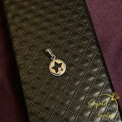 آویز نقره ظریف دایره دور گوارسه با طرح ستاره و تک تخمه