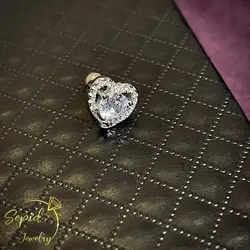 پیرسینگ نقره زنانه گوش قلب با تخمه برلیان