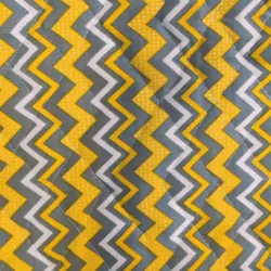 نم‌گیر ظروف طرح زیگ‌زاگ زرد کد8839