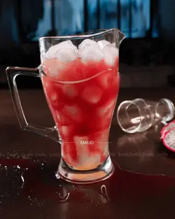 سرویس پذیرایی کریستال مورا