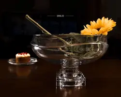 سرویس پذیرایی کریستال مورا