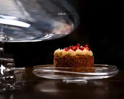 سرویس پذیرایی کریستال مورا