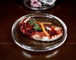 سرویس پذیرایی کریستال مورا