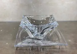 سرویس پذیرایی کریستال کوادرون