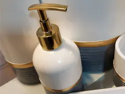 ست  اکسسوری 6 پارچه سرویس بهداشتی باریستا سفید طوسی با لاین طلایی آذین