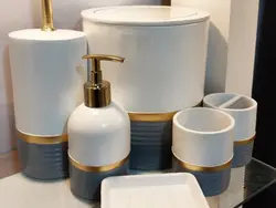 ست  اکسسوری 6 پارچه سرویس بهداشتی باریستا سفید طوسی با لاین طلایی آذین