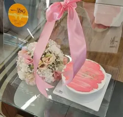 پک گل و کیکHBD