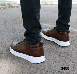 کفش مدل باکیفیت رویه چرمی بندی با کیفیت  مردانه پسرانه به رنگ قهوه ای زیره سفید با ارسال رایگان کد 3488