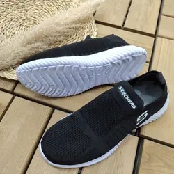 کفش کتونی اسپرت مردانه پسرانه مدل اسکیچرز  نرم و با کیفیت  رنگ مشکی مشکی زیره سفید با ارسال رایگان 3198