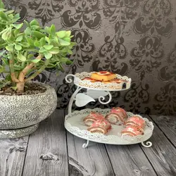 شیرینی خوری مینا