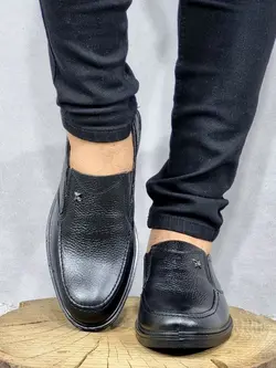 فروش ویژه کفش کتونی اسپرت  مردانه و پسرانه زیره  پیو راحت مدل سیلوانا مشکی  قرمز 3503