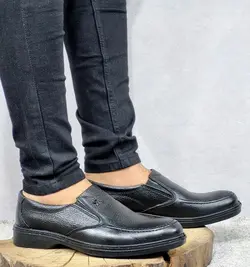 اومدیم با یه مدل ونس جذاب مردانه دیگه تو 4  رنگ جذاب کفش اسپرت مردانه  مدل FA_3 یه کار شیک مشکی زیر سفید ارسال رایگان کد3518