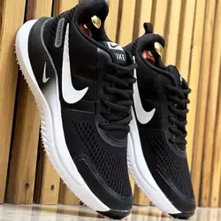 یه کفش نیم بوت فوق‌العاده با کیفیت و خوش پوش بندی ساده خفن و بسیار جذاب خردلی  با ارسال رایگان 2368