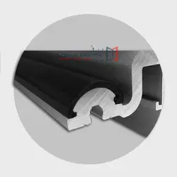 درب ضد حریق اتاق سرور دارای تهویه در قسمت بالا درب