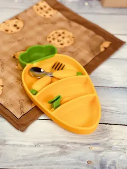 ظرف غذای کودک سلیکونی هویج کد 1002