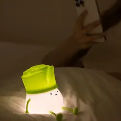 چراغ خواب فانتزی رومیزی شارژی طرح تره فرنگی LLD-D08