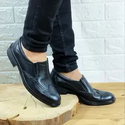 کفش چرم طبیعی مجلسی اداری  مردانه زیره طبی تزریق مستقیم  شیک  و زیبا هشترک مشکی  2056   با ارسال رایگان