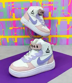 کفش  نیم بوت بچگانه دخترانه مدل نایک جردن با رنگبندی جذاب با کیفیت بالا با ارسال رایگان