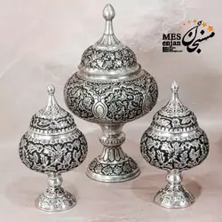 گز خوری بزرگ درب دار