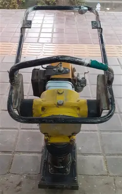 کمپکتور قورباغه ای روبین-روبین ژاپن اصلی مدل ROBIN EC08D استوک