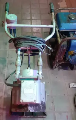 کمپکتور قورباغه ای(کانگورویی) ۳ فاز هاتز آلمان مدل HATZ0035 استوک