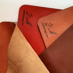 چرم طبیعی خوشنویسی کلک عشق (پاکتی دو رو چرم)