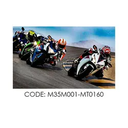 پادری نوجوان مدل رقابت موتور سواران