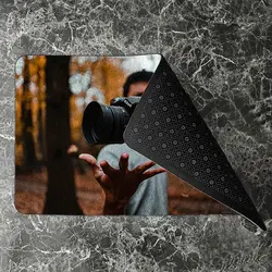 پادری نوجوان مدل جادوی عکاسی