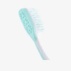 مسواک نرم اپتیفرش مناسب دندانهای حساسOptifresh All In One Sensitive Soft Toothbrushاوریفلیم