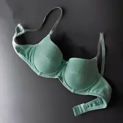 سوتین اسفنجی ( اسفنج نازک - طرح سوتین ونا ) 8068