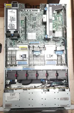 سرور اچ پیHP Proliant DL380p G8  25SFF Server