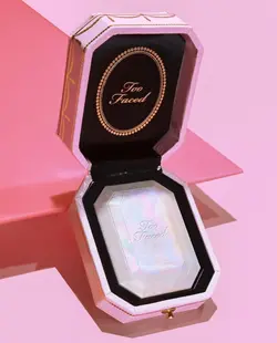 هایلایتر توفیسد دیاموند لایت DIAMOND LIGHT too faced highlighter