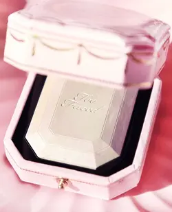 هایلایتر توفیسد دیاموند لایت DIAMOND LIGHT too faced highlighter