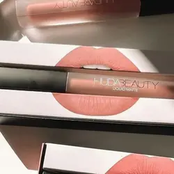 رژ لب هدی بیوتی مدل بامشل فولسایز HUDAE  BEAUTY LIQUID MATTE