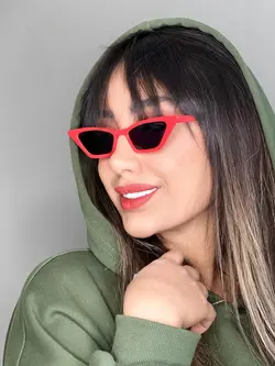 عینک آفتابی قرمز گربه ای دخترانه بولگاری