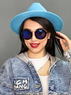 عینک آفتابی رنگ آبی برند فندی