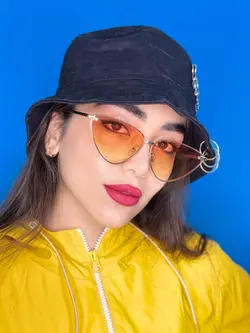 عینک زنانه مثلثی فرم طلایی عدسی نارنجی گرادیانت