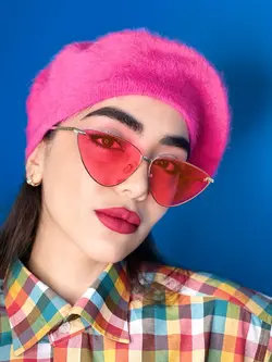عینک زنانه مثلثی فلزی صورتی