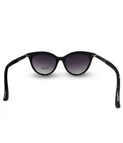 عینک آفتابی اسپرت مشکی گربه ای برند Bvlgari یووی ۴۰۰