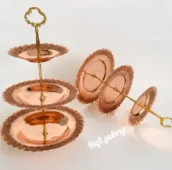 شیرینی خوری مسی سه طبقه قلمزنی طرح گل برجسته کد 102343