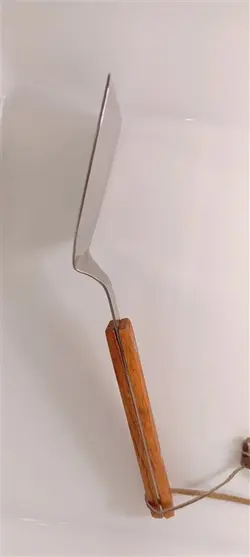 کاردک خم دسته چوبی کوچک