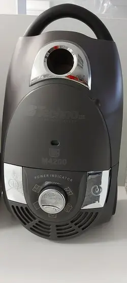 جارو برقی تکنو مدل M4200