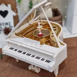 پیانو کوکی موزیکال با بالرین رقصان در دو سایز