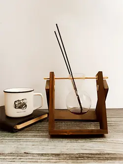 تراریوم گیاهی با پایه چوبی قابل تنظیم