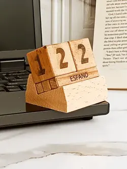 تقویم روز شمار چوبی