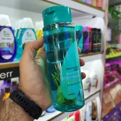 شامپو بدن چای سبز و نعنا Green Tea And Mint شون مناسب انواع پوست ۴۲۰ میلی لیتر
