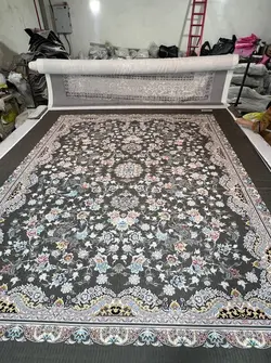 روفرشی کشدار رنگ زمینه طوسی B۱۵۵۷ - با فیلم زنده