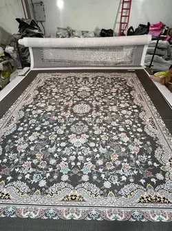 روفرشی کشدار رنگ زمینه طوسی B۱۵۵۷ - با فیلم زنده