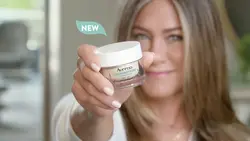 مرطوب کننده و آبرسان جو دوسر آوینو – Aveeno Calm+Restore oat gel moisturizer