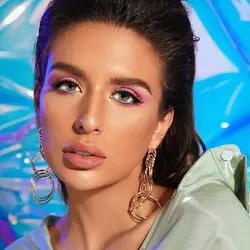 پالت سایه شیگلم رنگ Chill Track84894685978548695